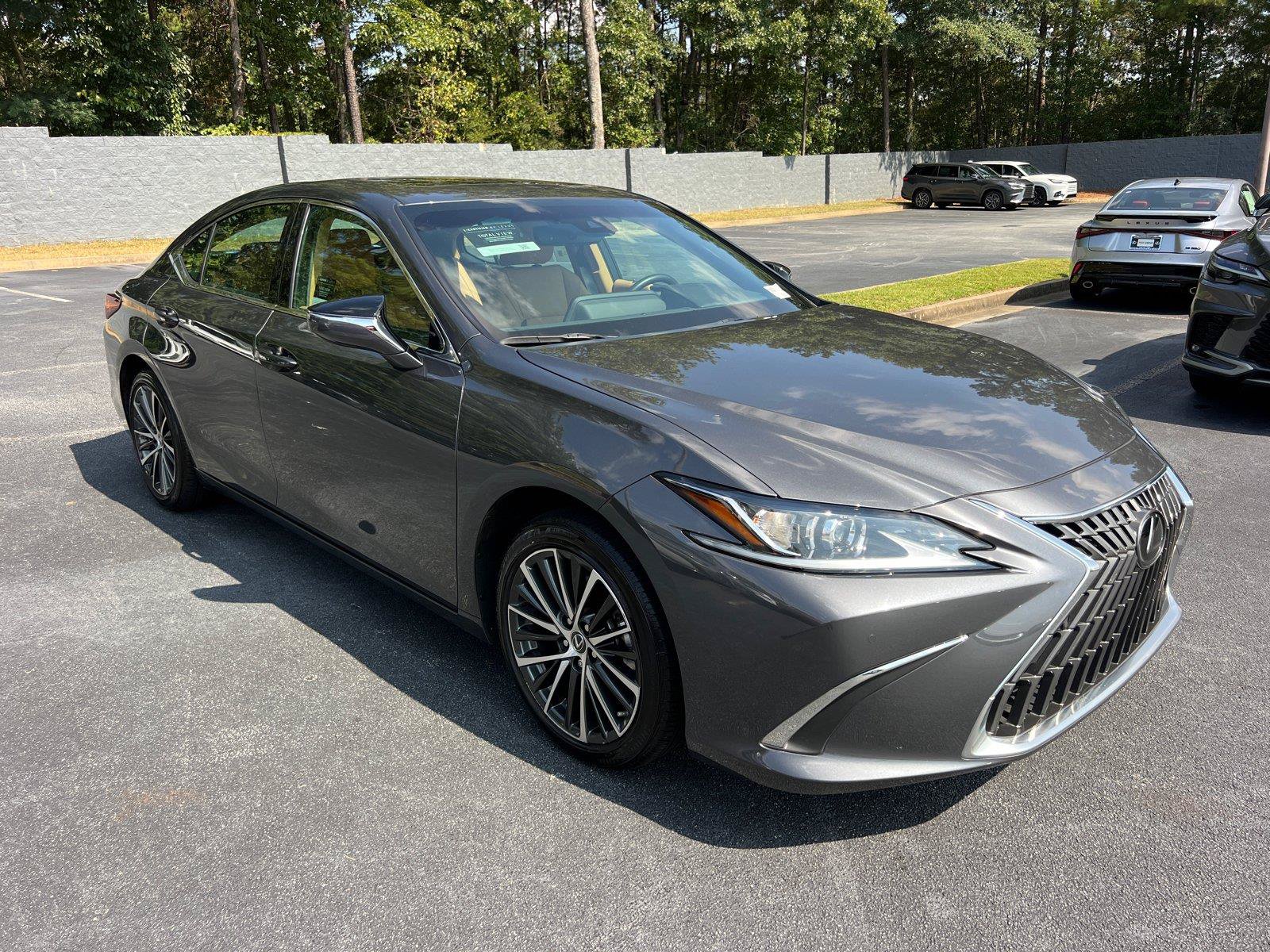 Certified 2025 Lexus ES 350 w/ Premium Package FWD image 3