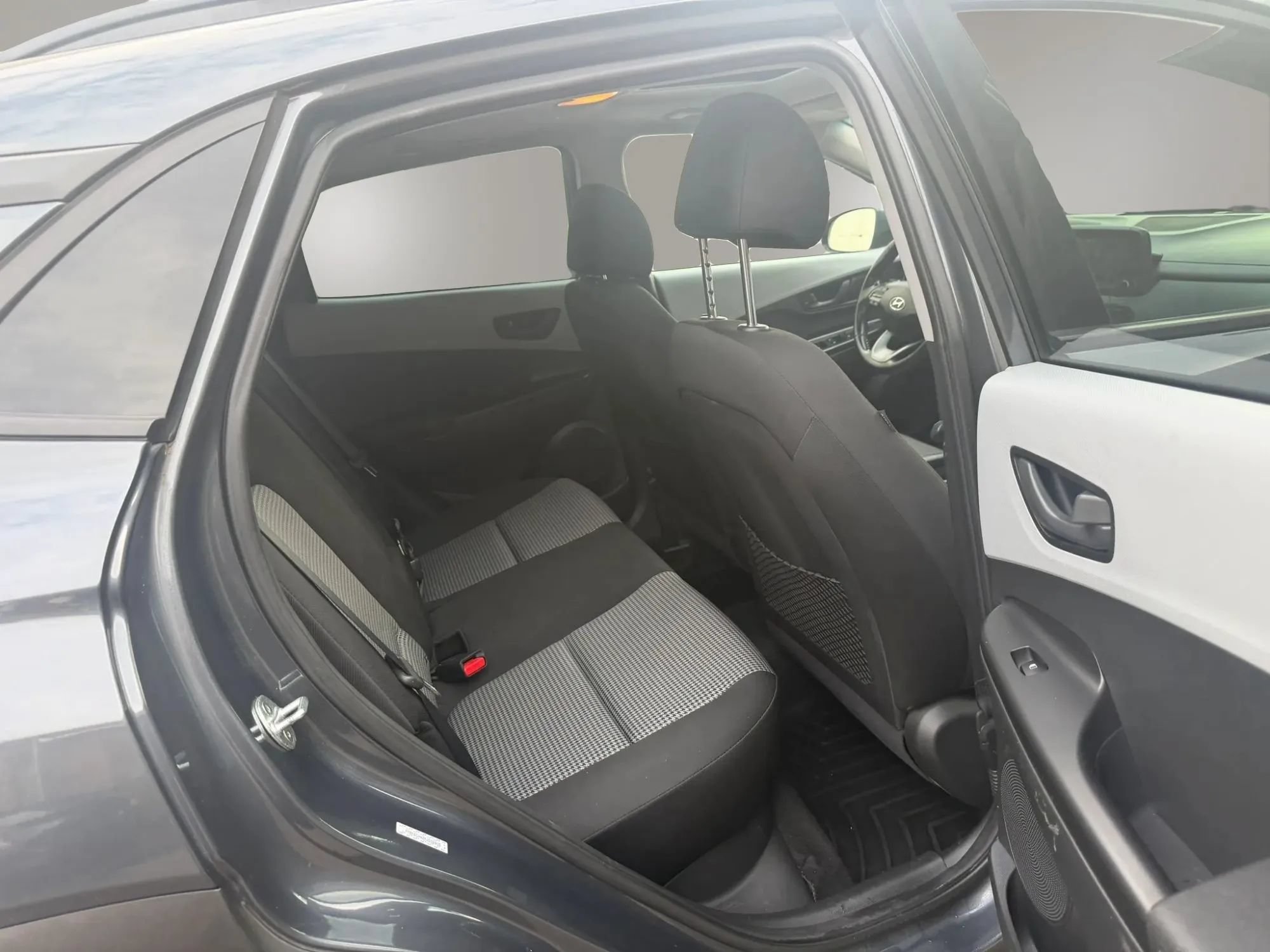 Used 2019 Hyundai Kona SEL w/ SEL Tech Package 02 AWD/4WD image 29