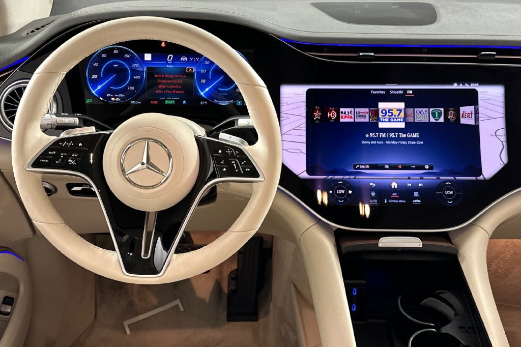 Certified 2024 Mercedes-Benz EQS 450+ 4MATIC SUV image 18