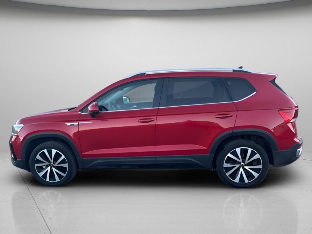 Used 2023 Volkswagen Taos SE w/ Panoramic Sunroof Package image 13
