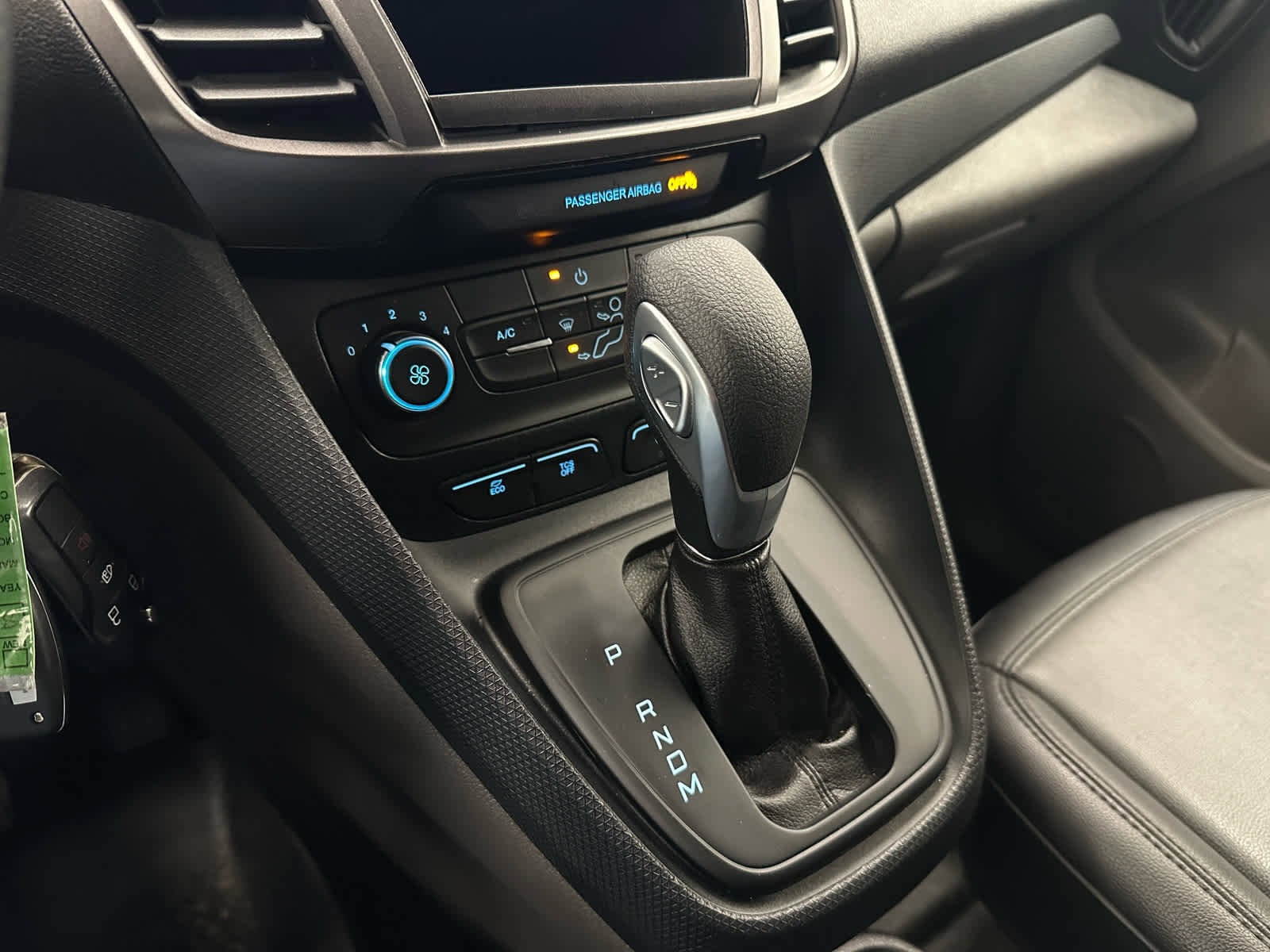 Used 2022 Ford Transit Connect XL image 23