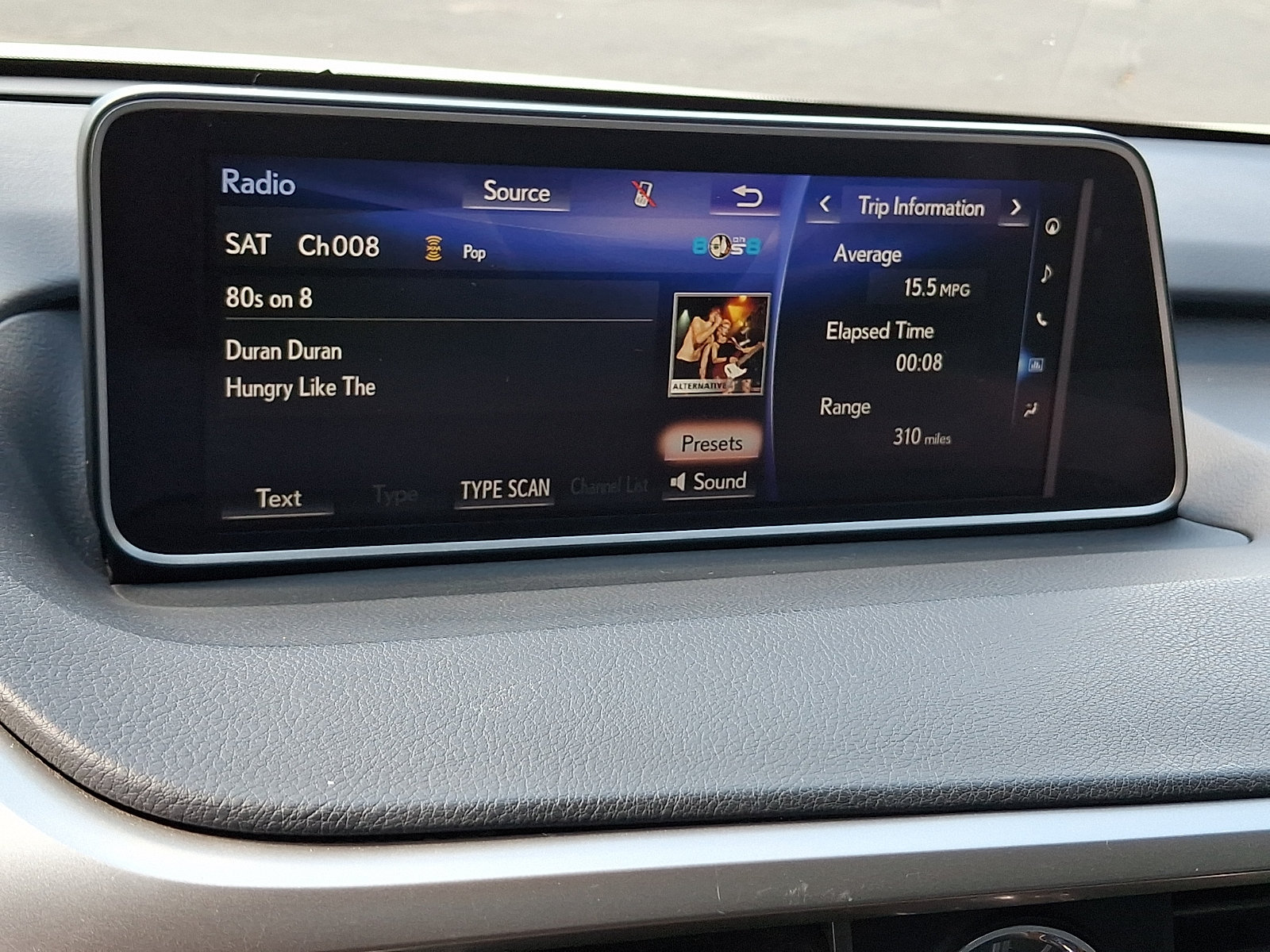 Used 2018 Lexus RX 350 AWD w/ Premium Package image 16