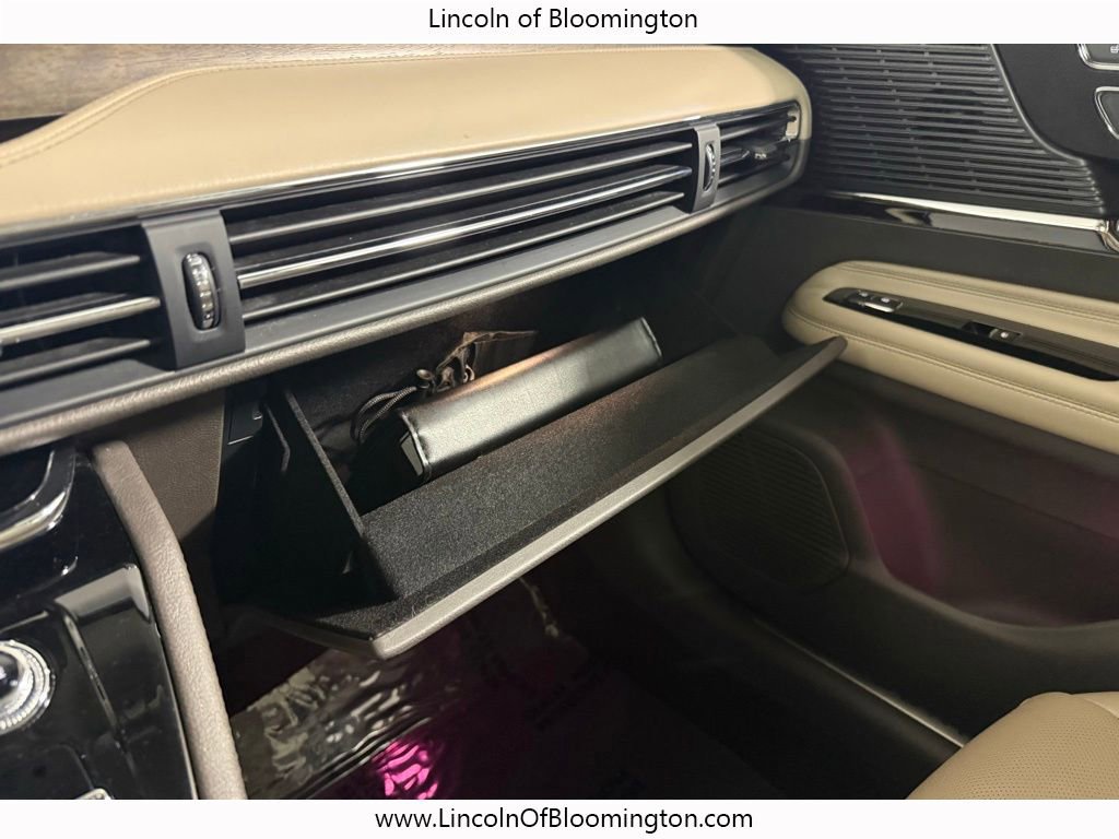 Certified 2022 Lincoln Corsair Reserve w/ Elements Package image 43