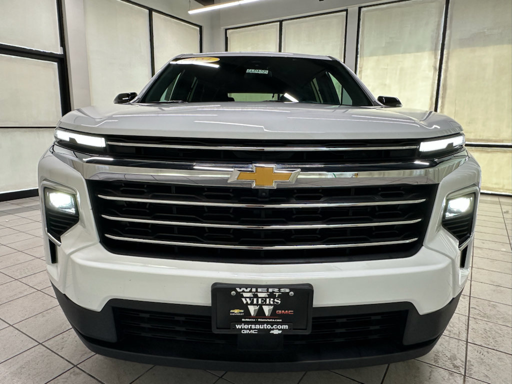 Used 2024 Chevrolet Traverse LT w/ LPO, Floor Liner Package FWD image 13