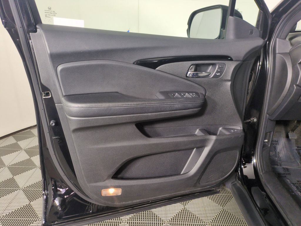Used 2019 Honda Passport Touring image 13