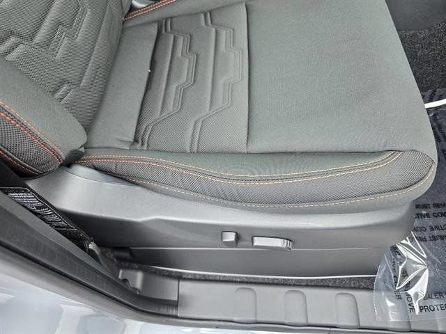 New 2026 Nissan Frontier Pro-X w/ Pro-X Convenience Package RWD image 12