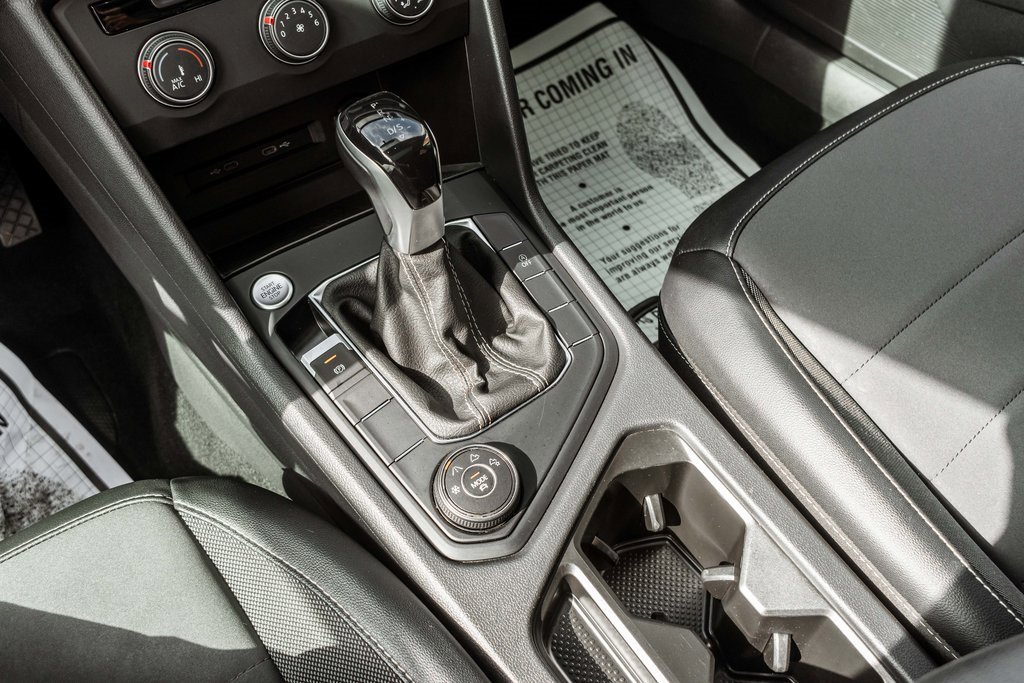 Used 2022 Volkswagen Taos SE image 19