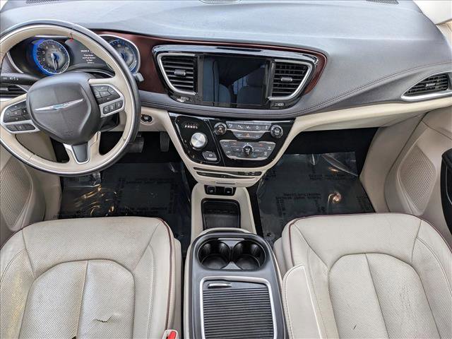 Used 2017 Chrysler Pacifica Limited w/ UConnect Theater Package image 14