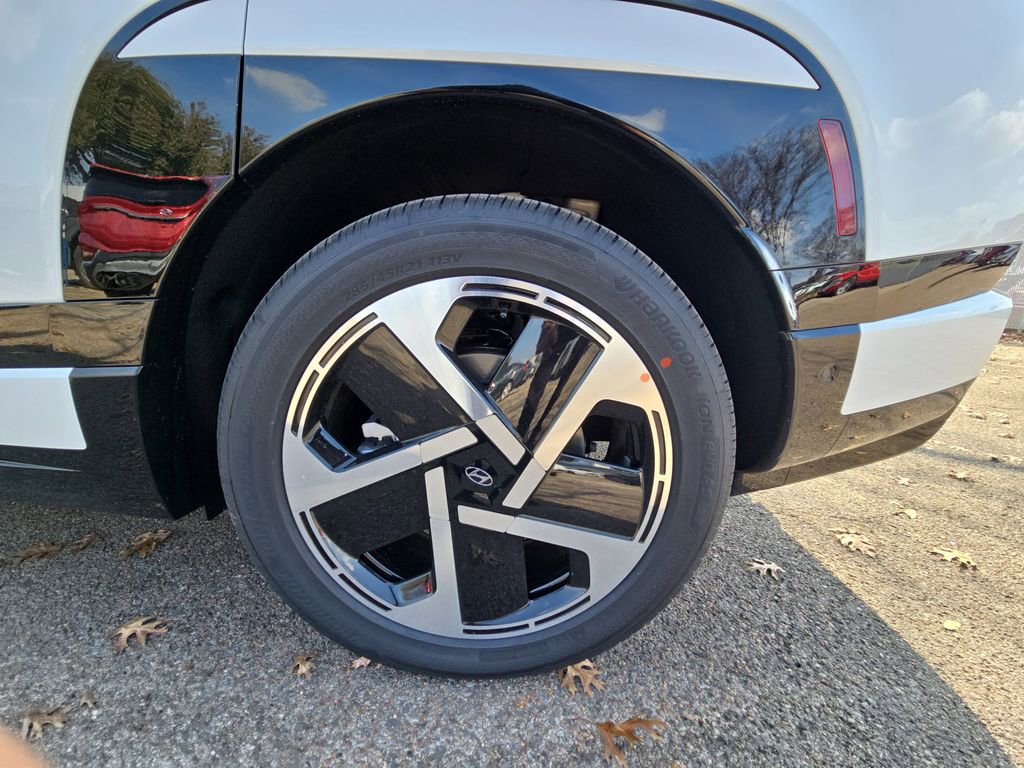 New 2026 Hyundai Ioniq 9 Limited w/ Tow & Go Package image 34