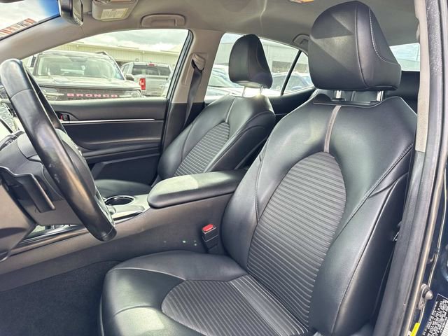 Used 2019 Toyota Camry SE image 17