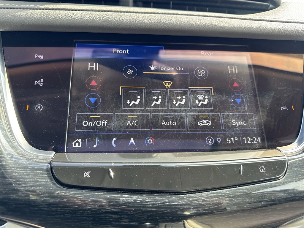 Used 2023 Cadillac XT6 Premium Luxury w/ Technology Package image 19