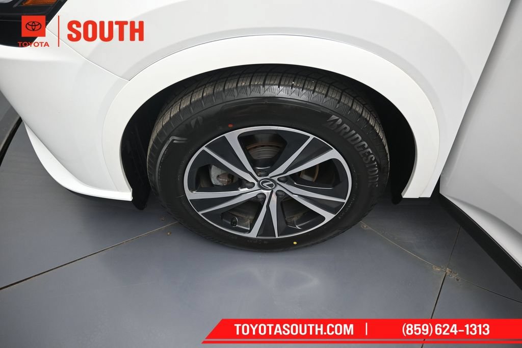 Used 2024 Lexus RX 350h w/ Convenience Package AWD/4WD image 40