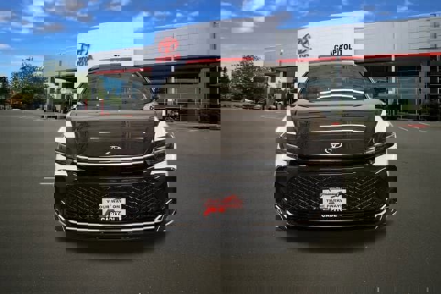 New 2026 Toyota Crown Platinum image 6