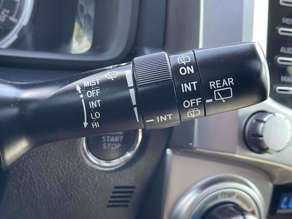 Used 2023 Toyota 4Runner Limited RWD image 33