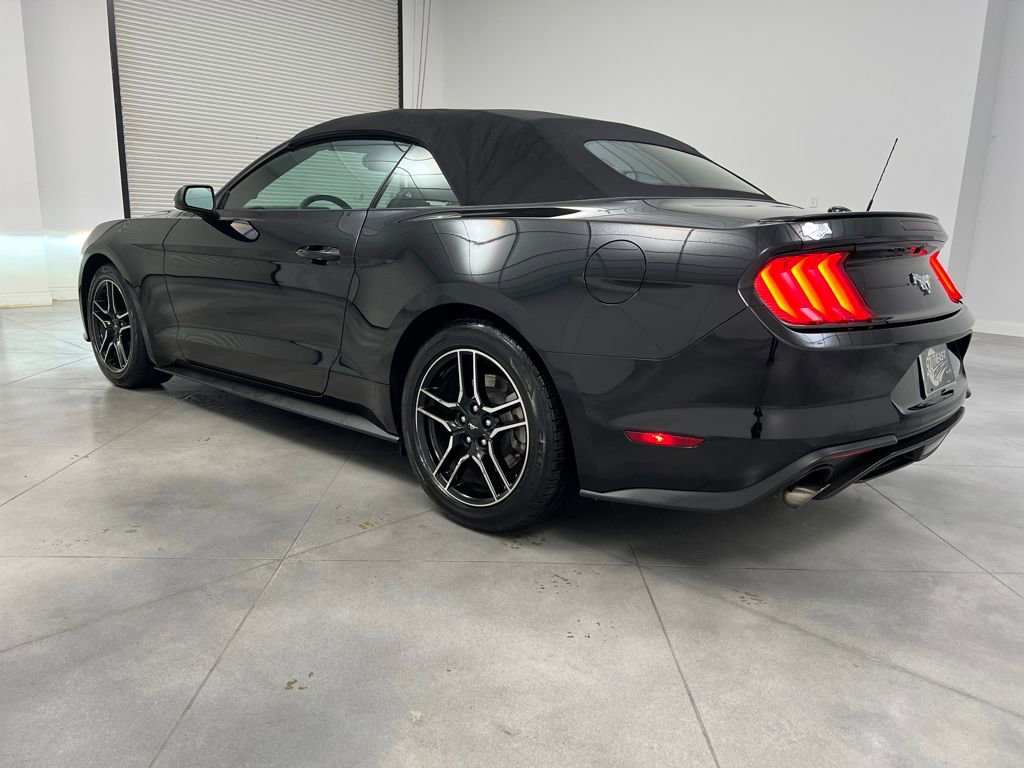 Used 2023 Ford Mustang Premium image 5