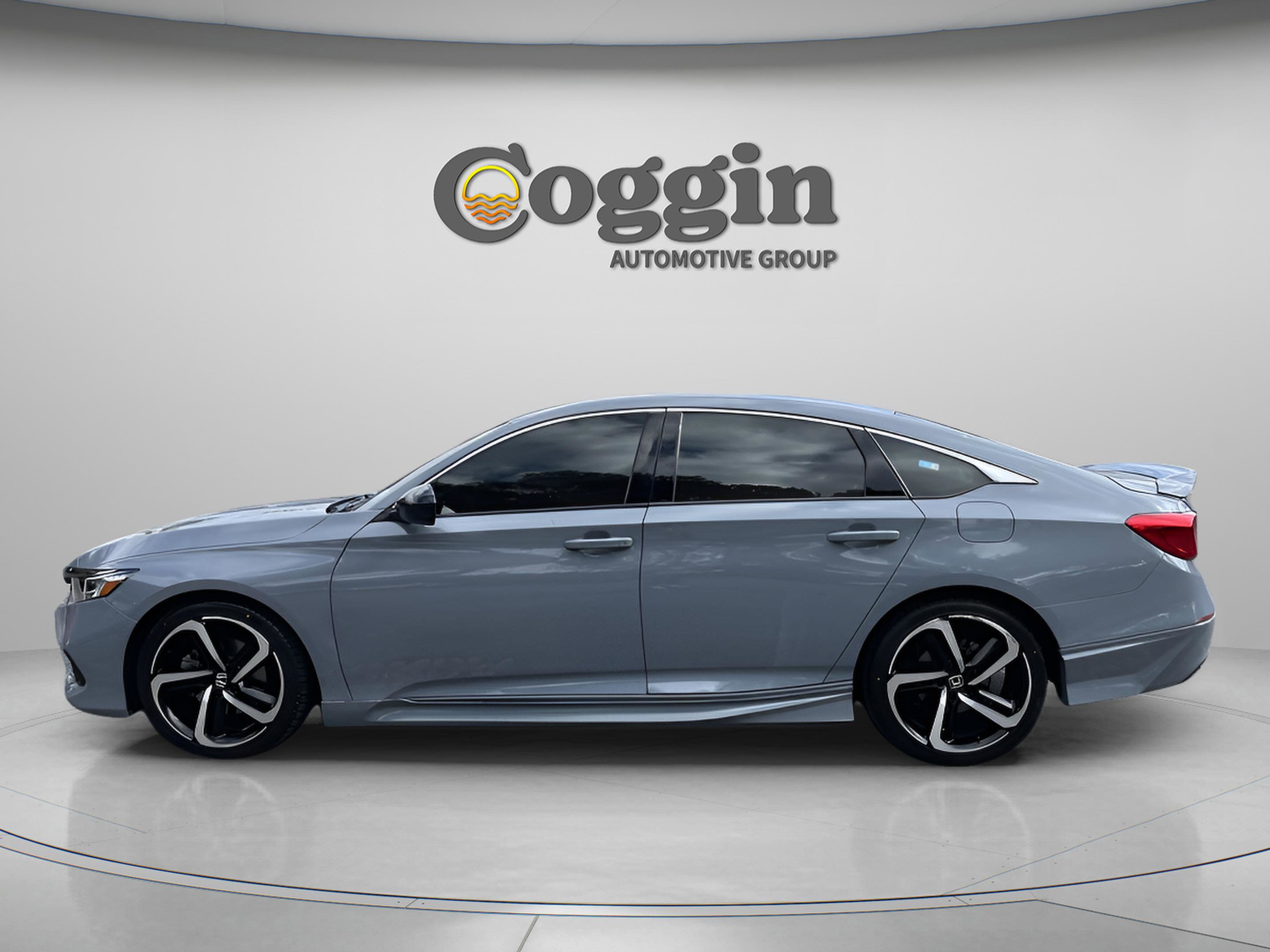 Used 2022 Honda Accord Sport image 2