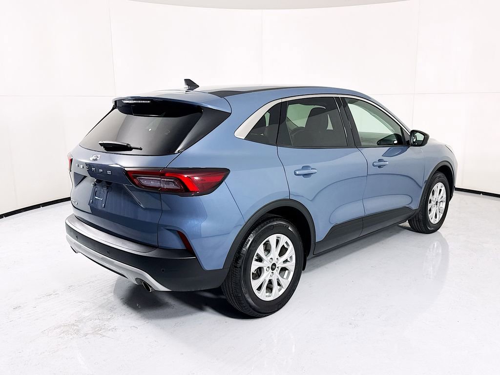 Used 2024 Ford Escape Active w/ Tech Pack #1 FWD image 5
