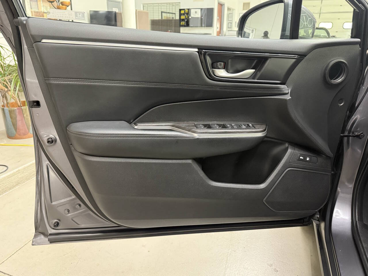 Used 2018 Honda Clarity Plug-In Hybrid image 10