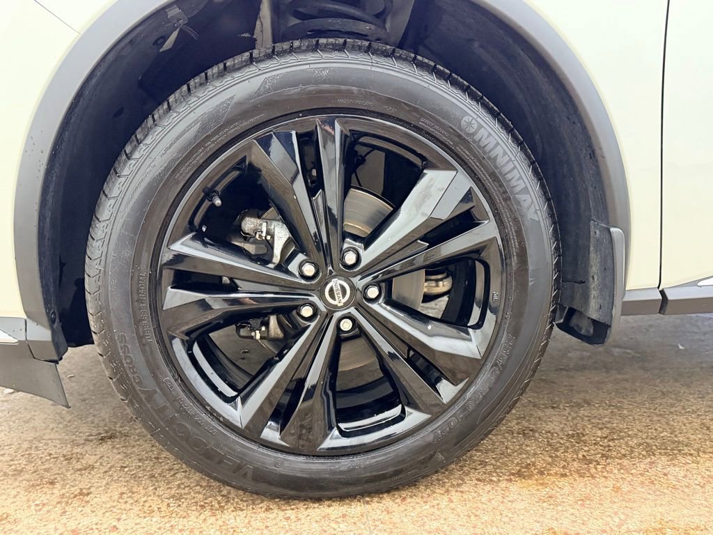 Used 2022 Nissan Murano Platinum w/ Cargo Package image 25