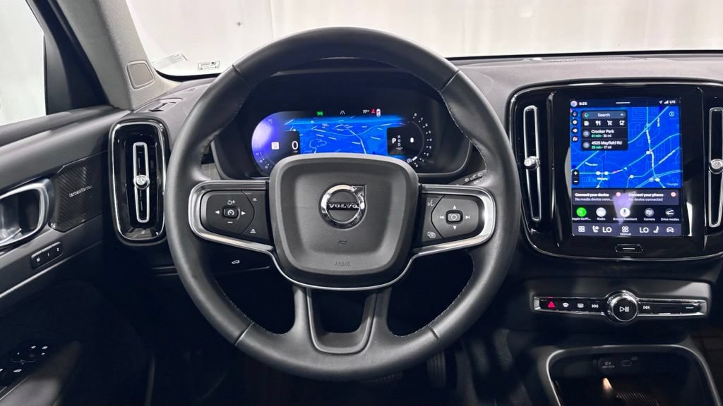 Used 2024 Volvo XC40 B5 Plus w/ Protection Package Premier AWD/4WD image 13