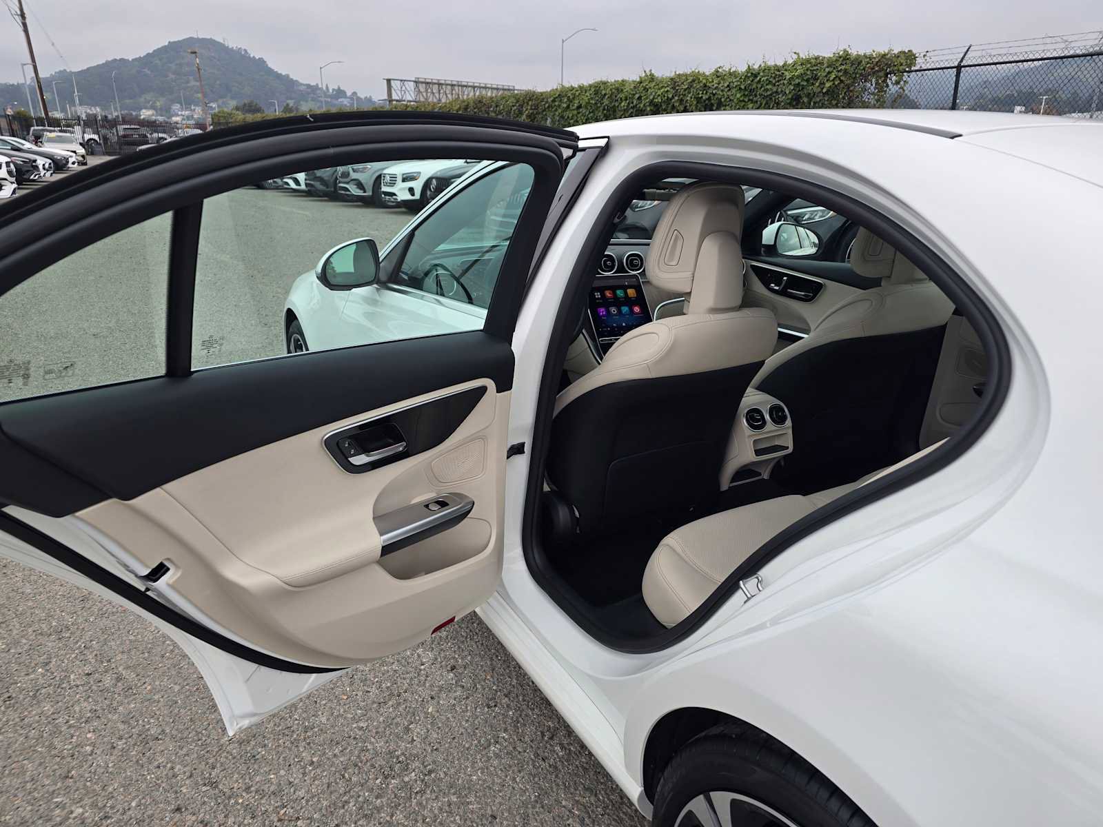 Used 2025 Mercedes-Benz C 300 Sedan image 16