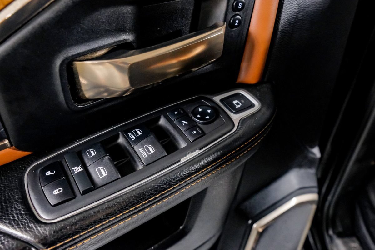Used 2019 RAM 2500 Limited AWD/4WD image 35