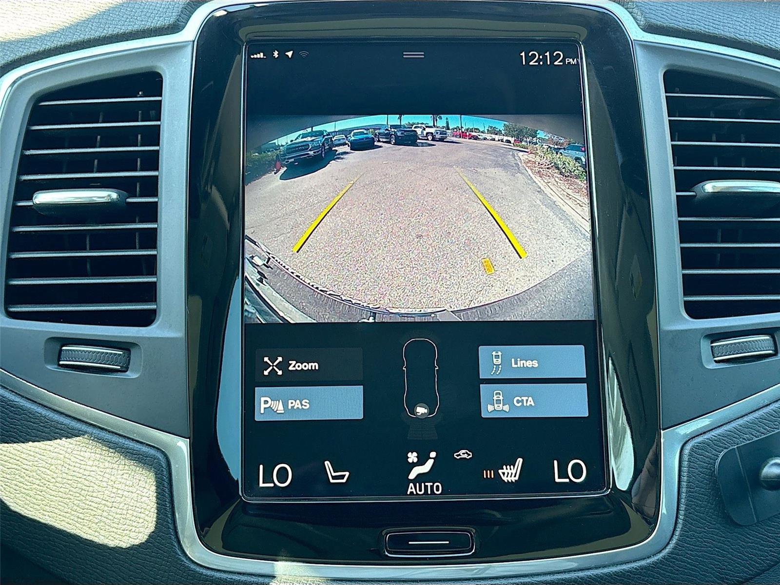 Used 2021 Volvo XC90 T5 Momentum w/ Climate Package FWD image 14