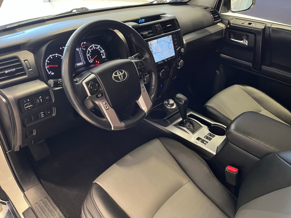 Used 2023 Toyota 4Runner SR5 Premium w/ Moonroof Package AWD/4WD image 15