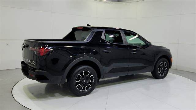 Used 2024 Hyundai Santa Cruz SEL FWD image 8