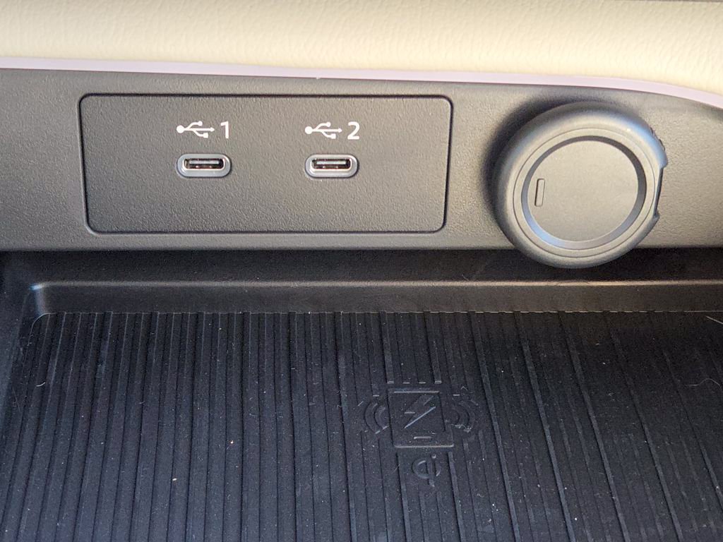 New 2026 Nissan Sentra SL w/ Floor Mat Package FWD image 18