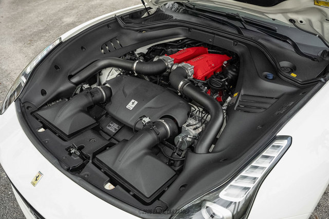 Used 2016 Ferrari California T image 26