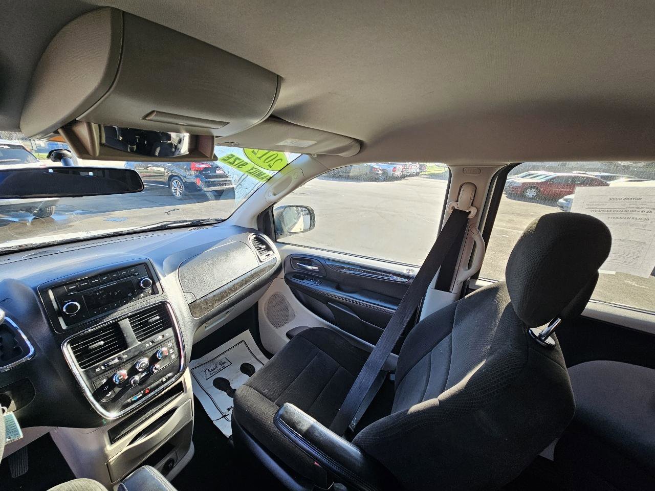 Used 2012 Dodge Grand Caravan SE FWD image 25