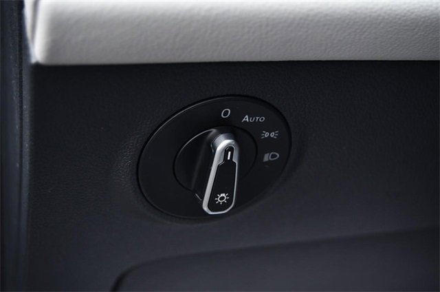 Certified 2025 Volkswagen Taos S image 10