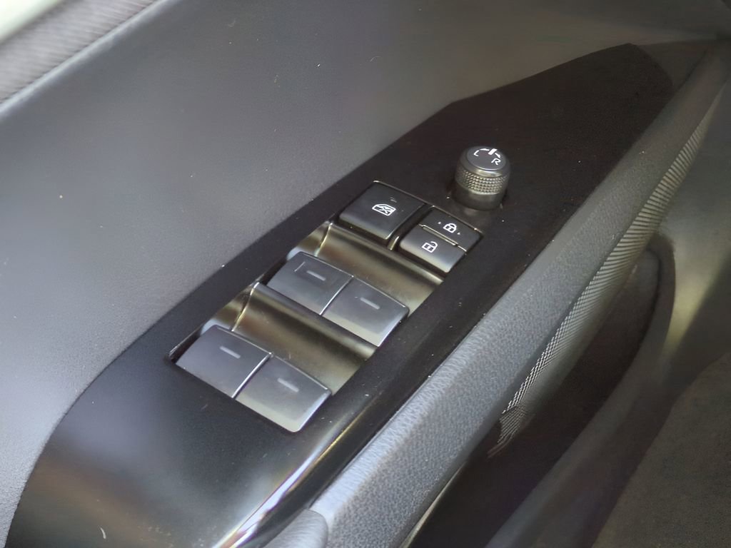 Certified 2025 Toyota Camry LE image 22