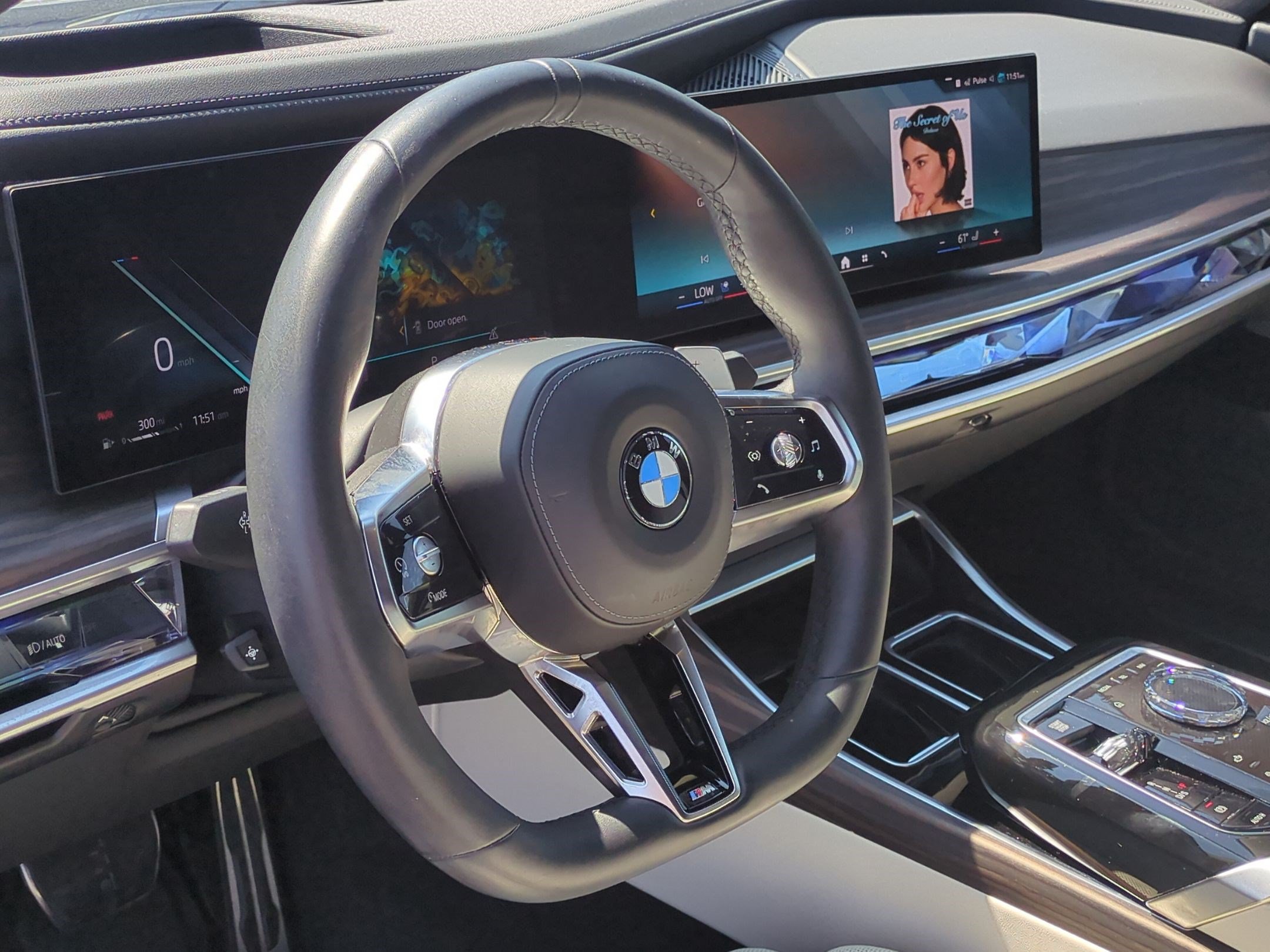 Certified 2025 BMW 740i RWD image 18