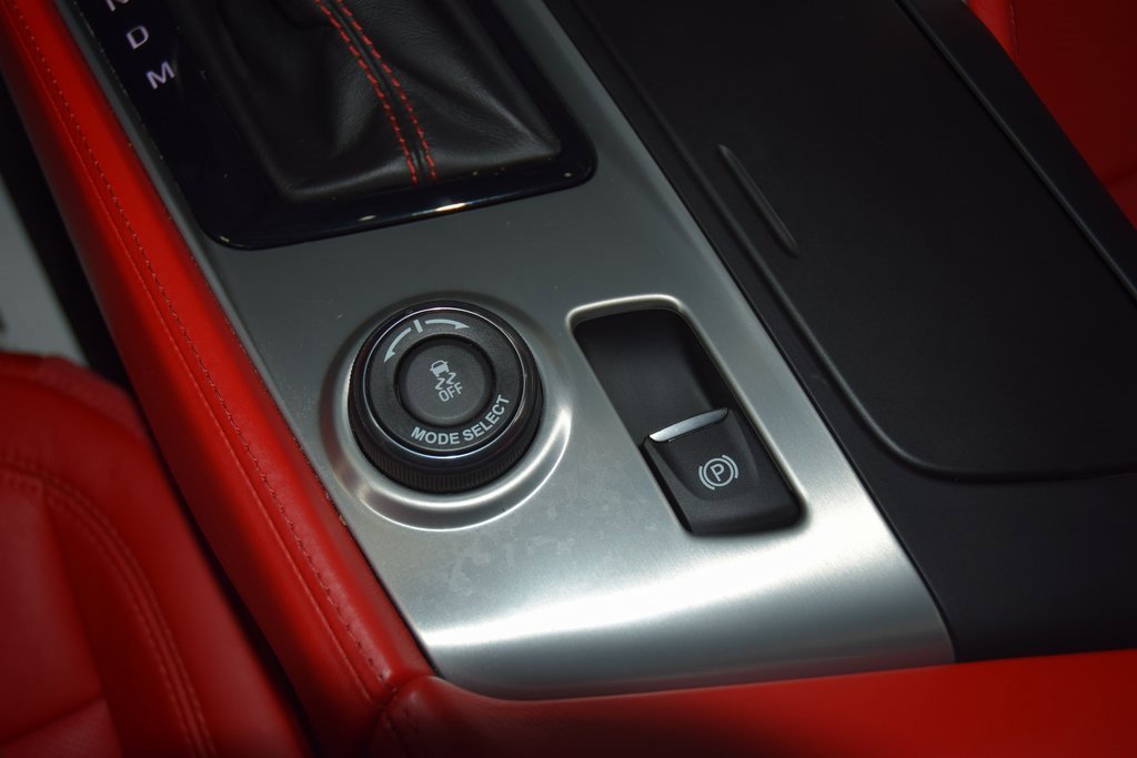 Used 2015 Chevrolet Corvette Z06 w/ 3LZ Preferred Equipment Group image 40