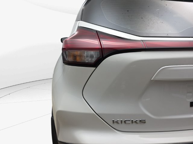 Used 2024 Nissan Kicks SV FWD image 35