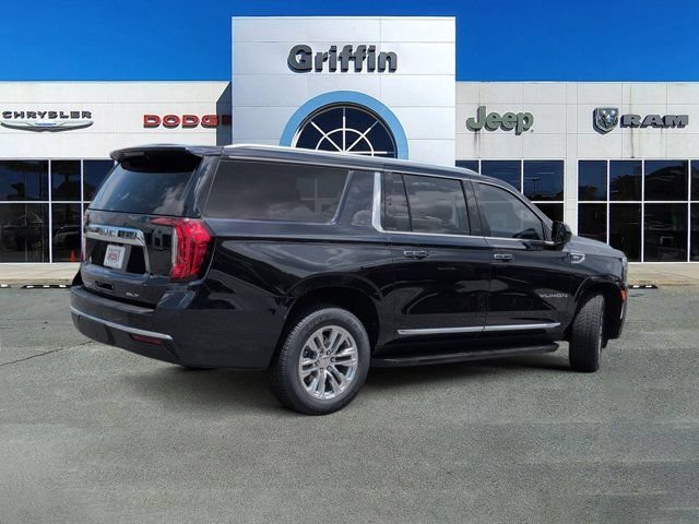 Used 2023 GMC Yukon XL SLT RWD image 4
