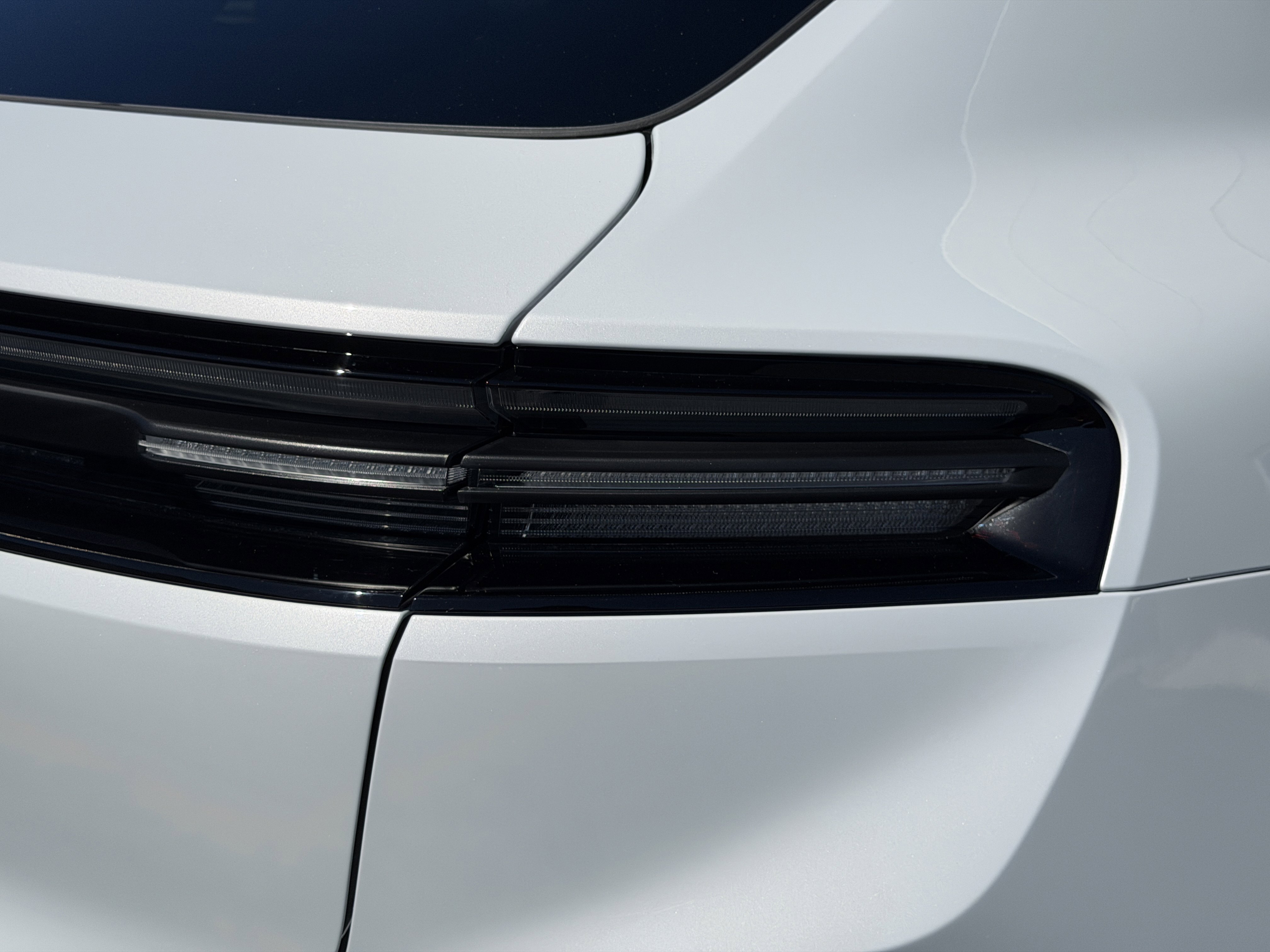 New 2026 Porsche Macan Electric image 13