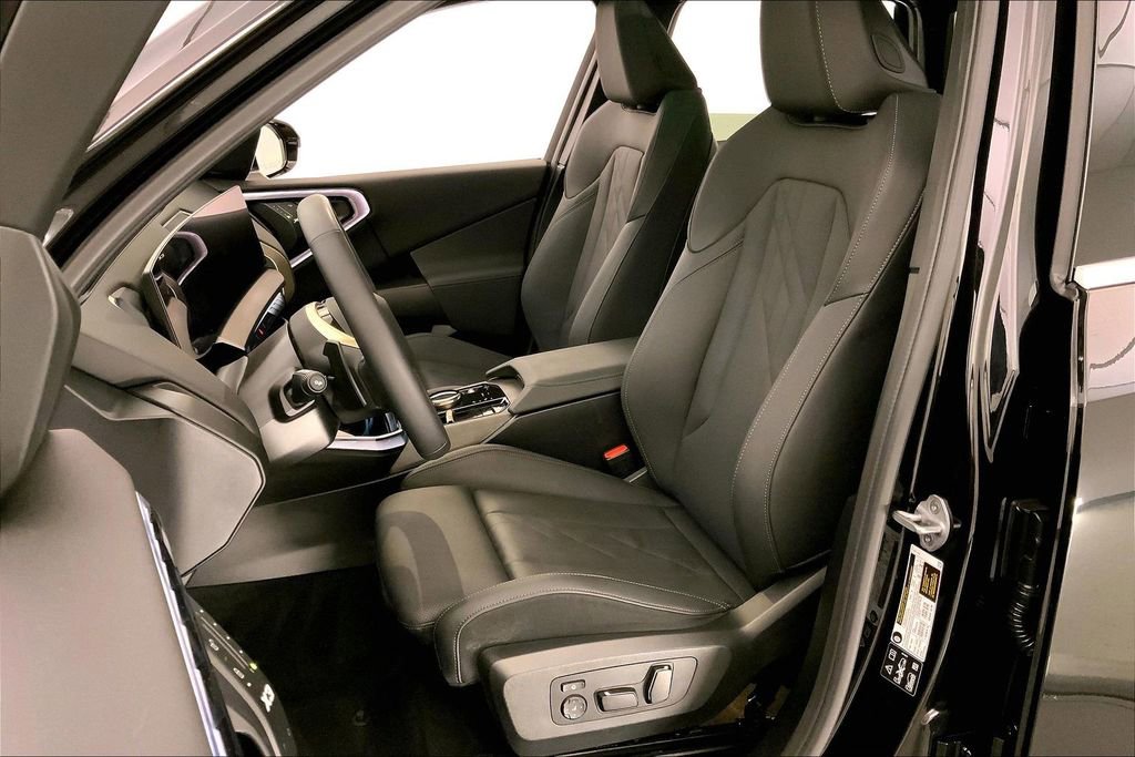Used 2025 BMW X3 xDrive30i image 13