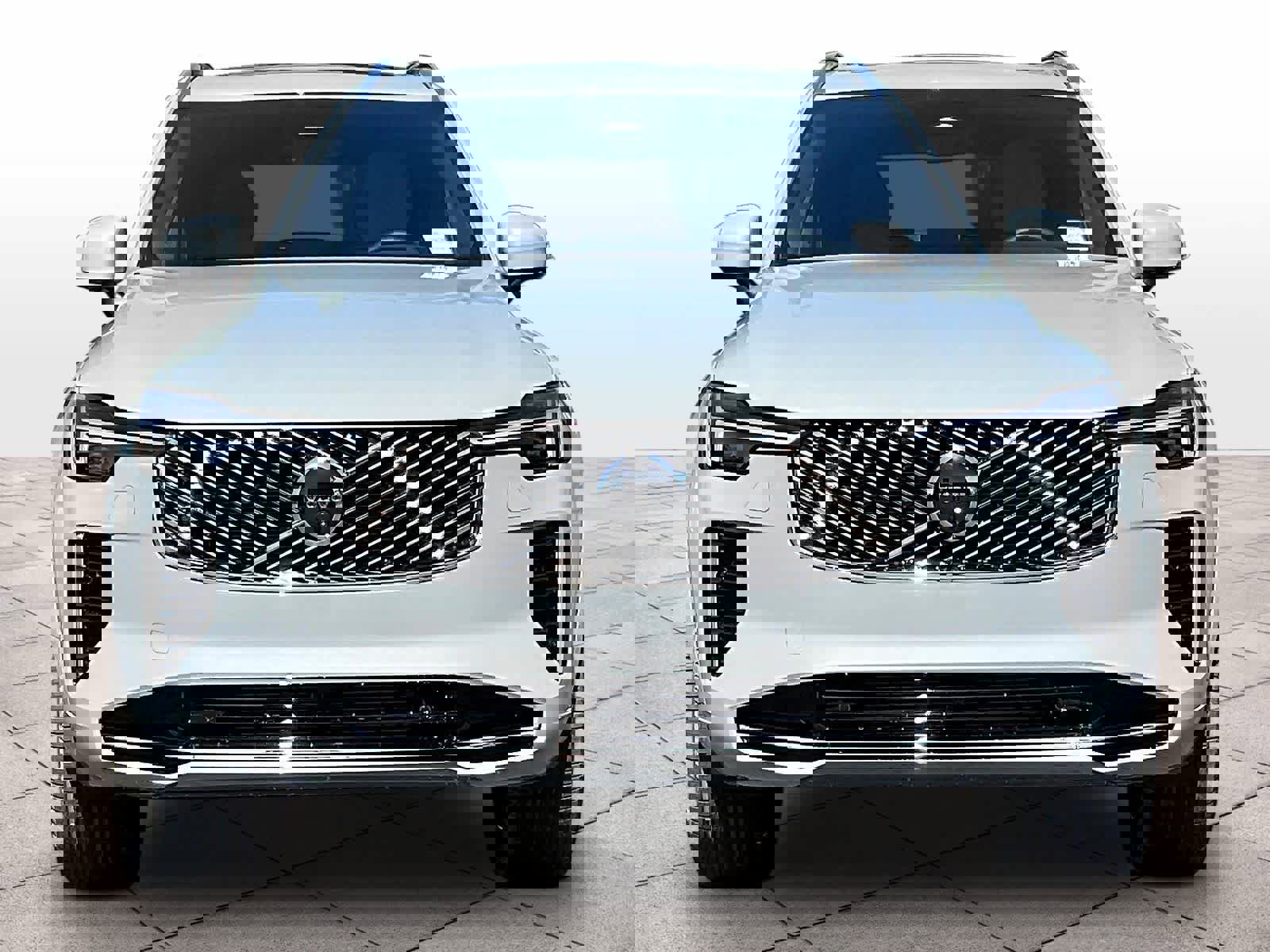 New 2026 Volvo XC90 B5 Plus w/ Protection Package Premier image 5