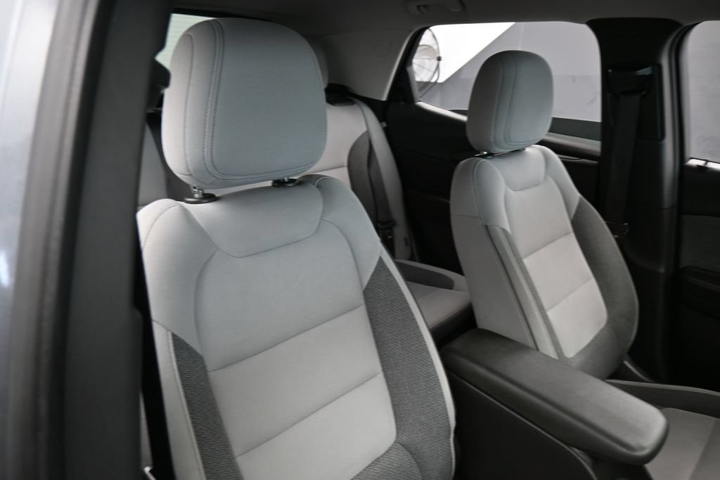 Used 2021 Chevrolet TrailBlazer LT w/ Convenience Package FWD image 39