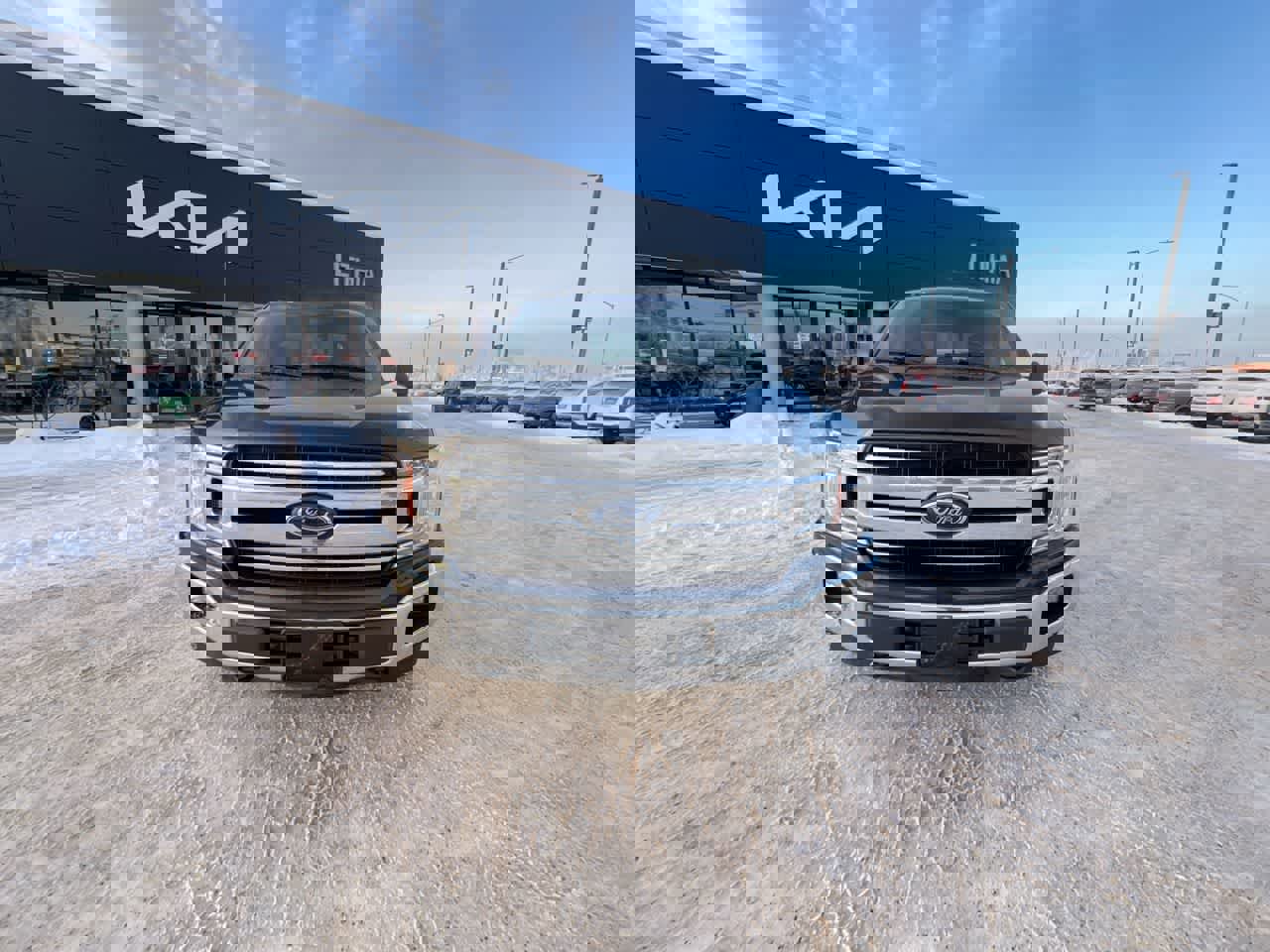 Used 2018 Ford F150 XLT w/ Trailer Tow Package image 29