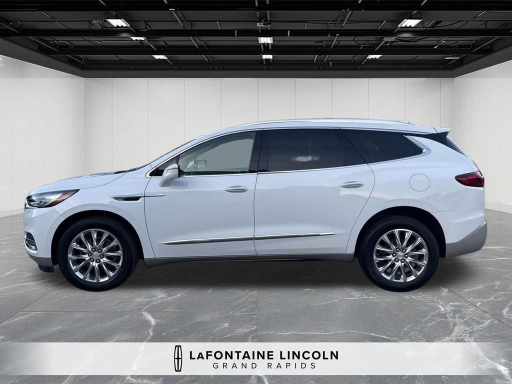Used 2021 Buick Enclave Premium w/ Surround and Sites Package AWD/4WD image 2