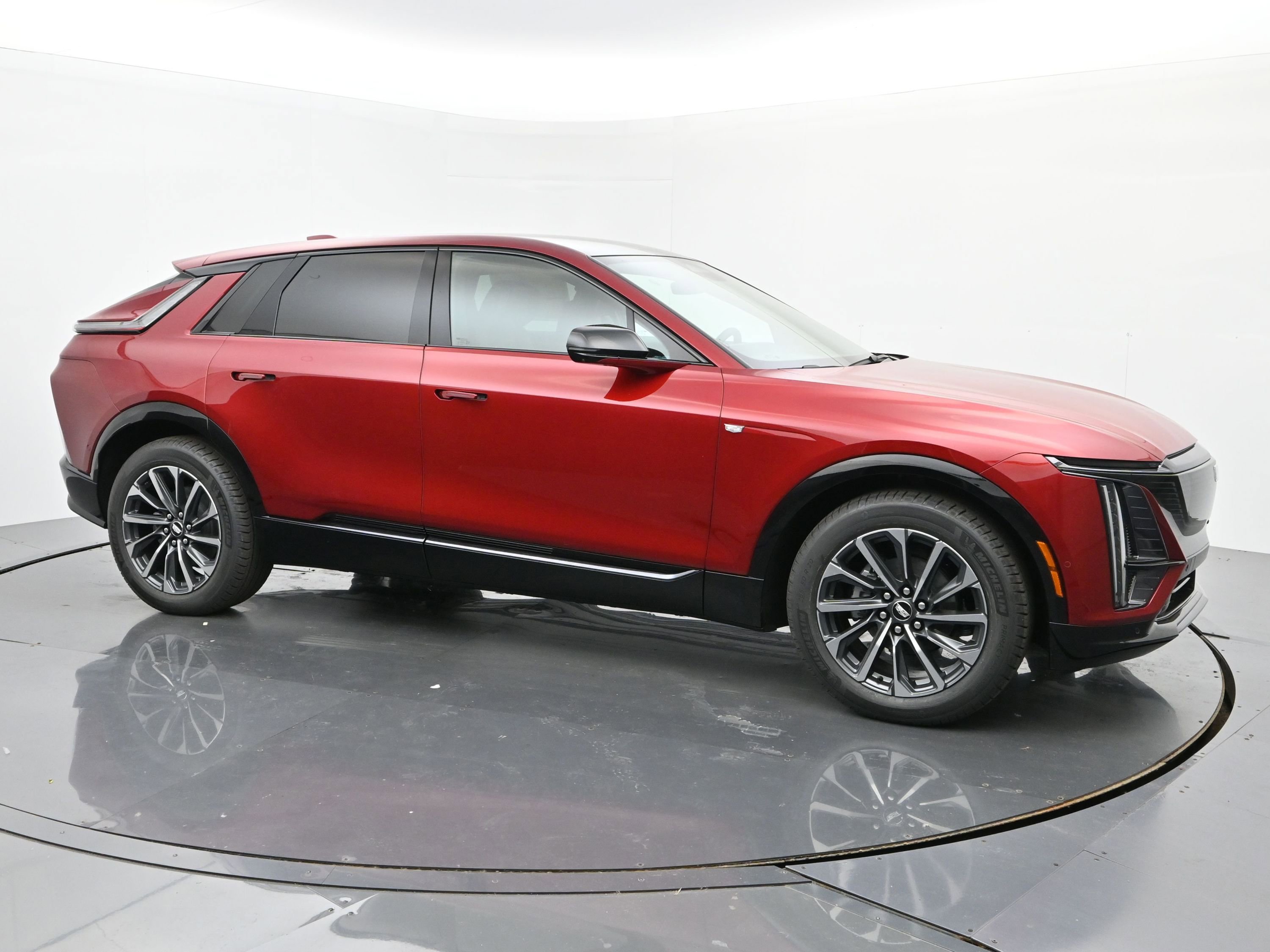 New 2026 Cadillac Lyriq Sport image 7