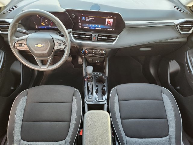 Used 2026 Chevrolet TrailBlazer LS FWD image 26