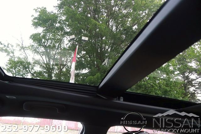 Used 2020 Chrysler 300 S RWD image 25