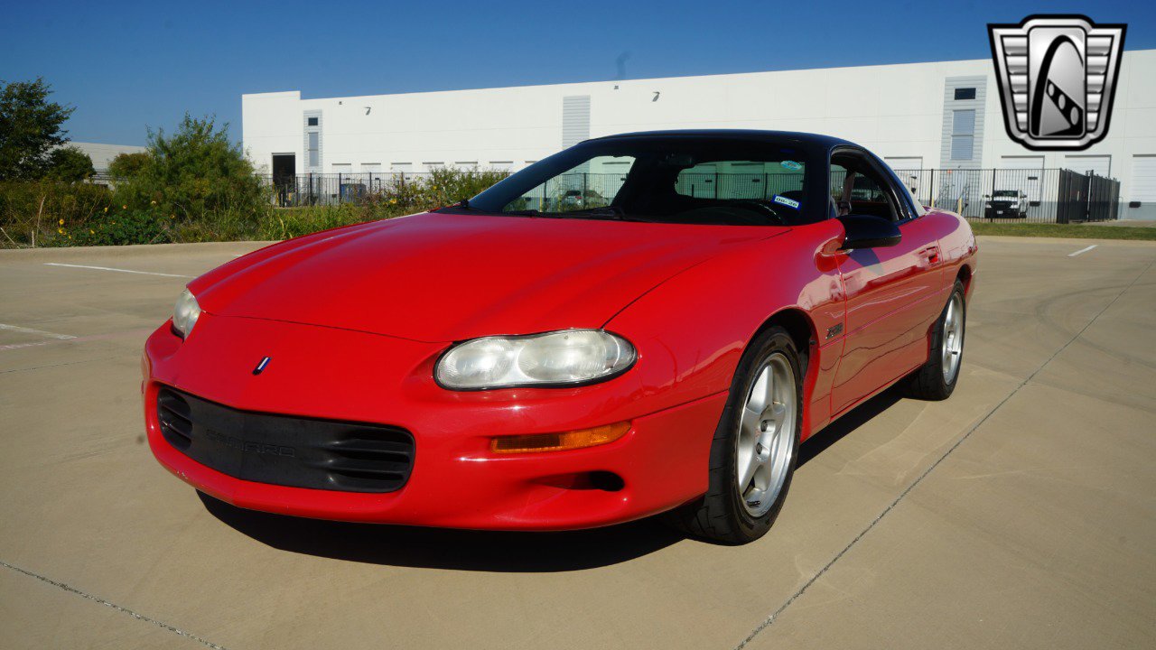Used 1999 Chevrolet Camaro Z28 w/ Performance Pkg image 2