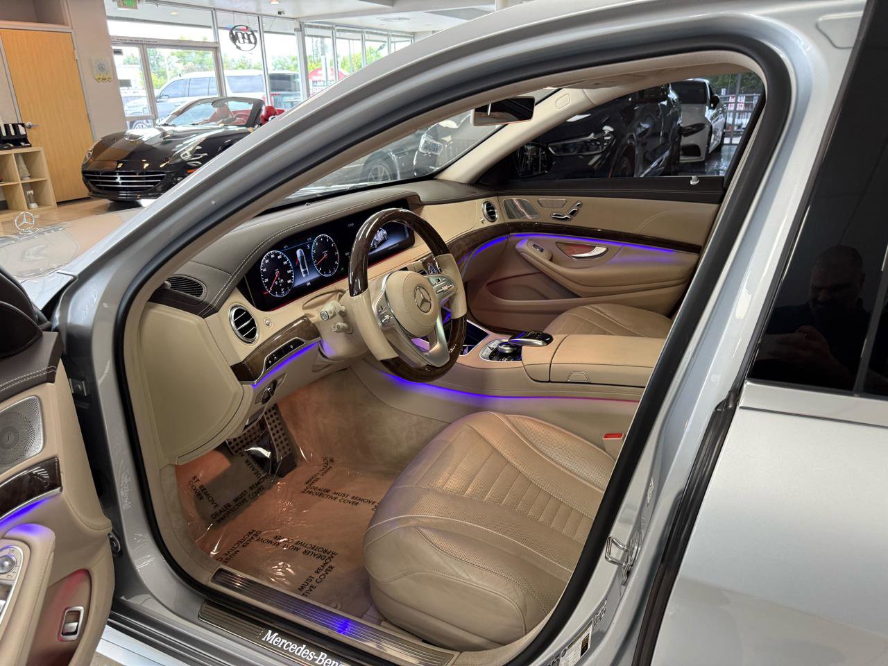 Used 2019 Mercedes-Benz S 560 Sedan image 10