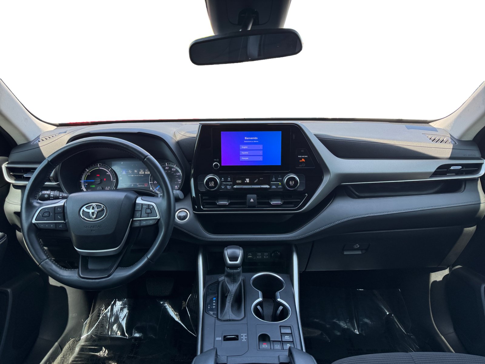 Used 2024 Toyota Highlander LE FWD image 10